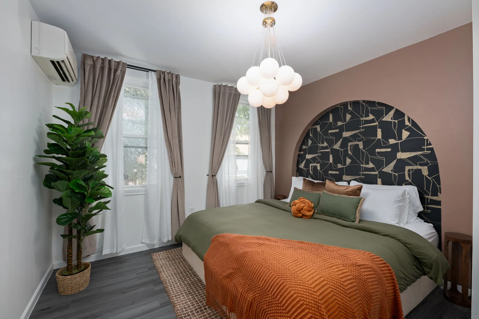 King bedroom