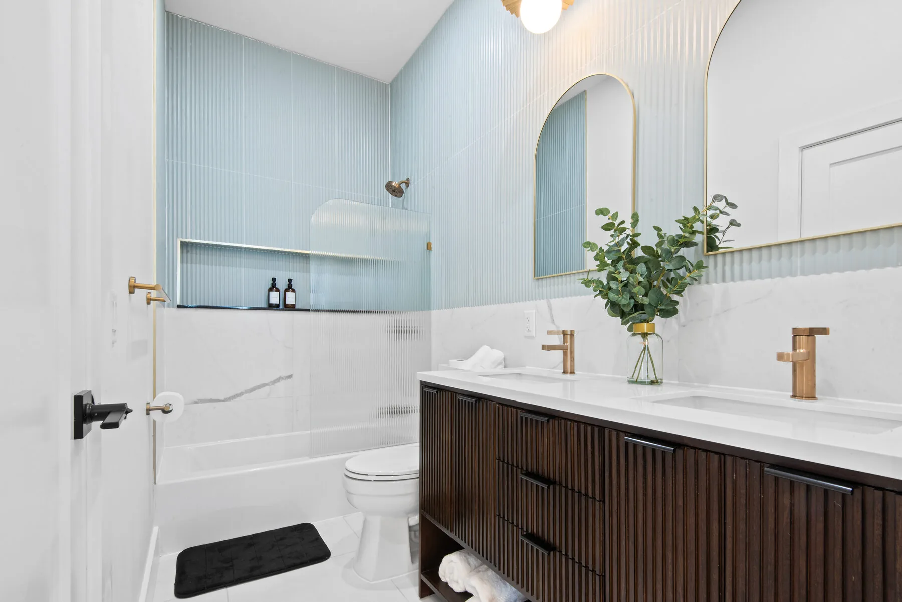 Primary ensuite