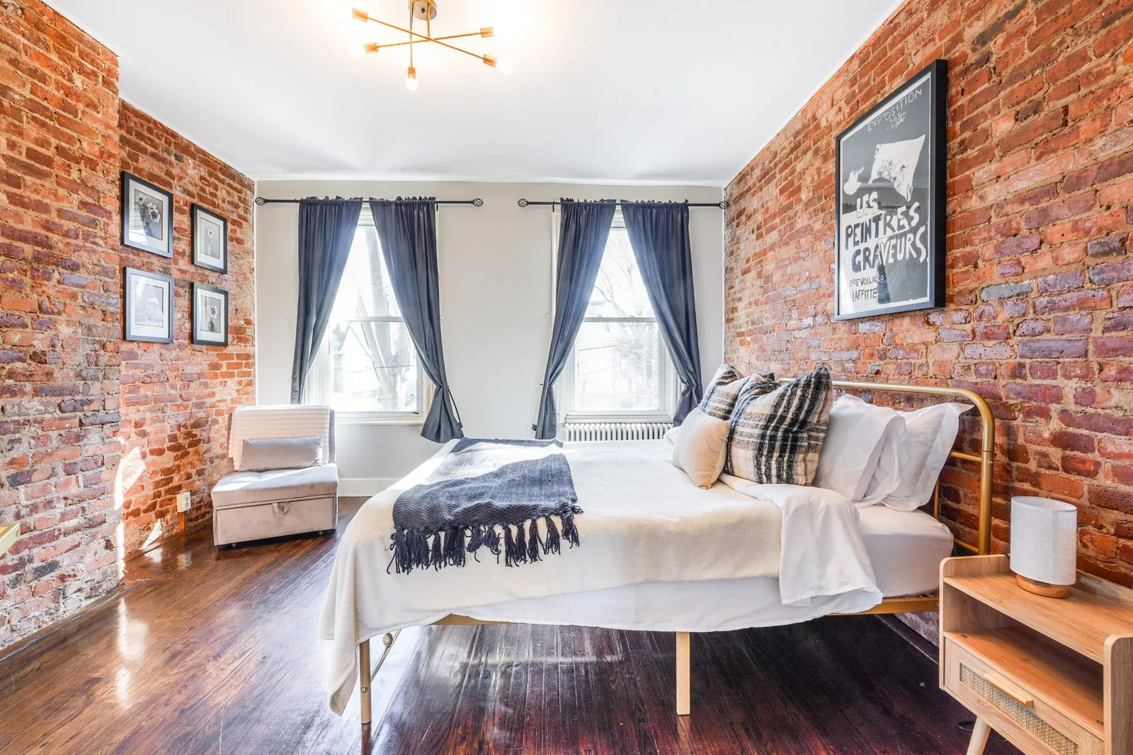 UrbanStay photo 19